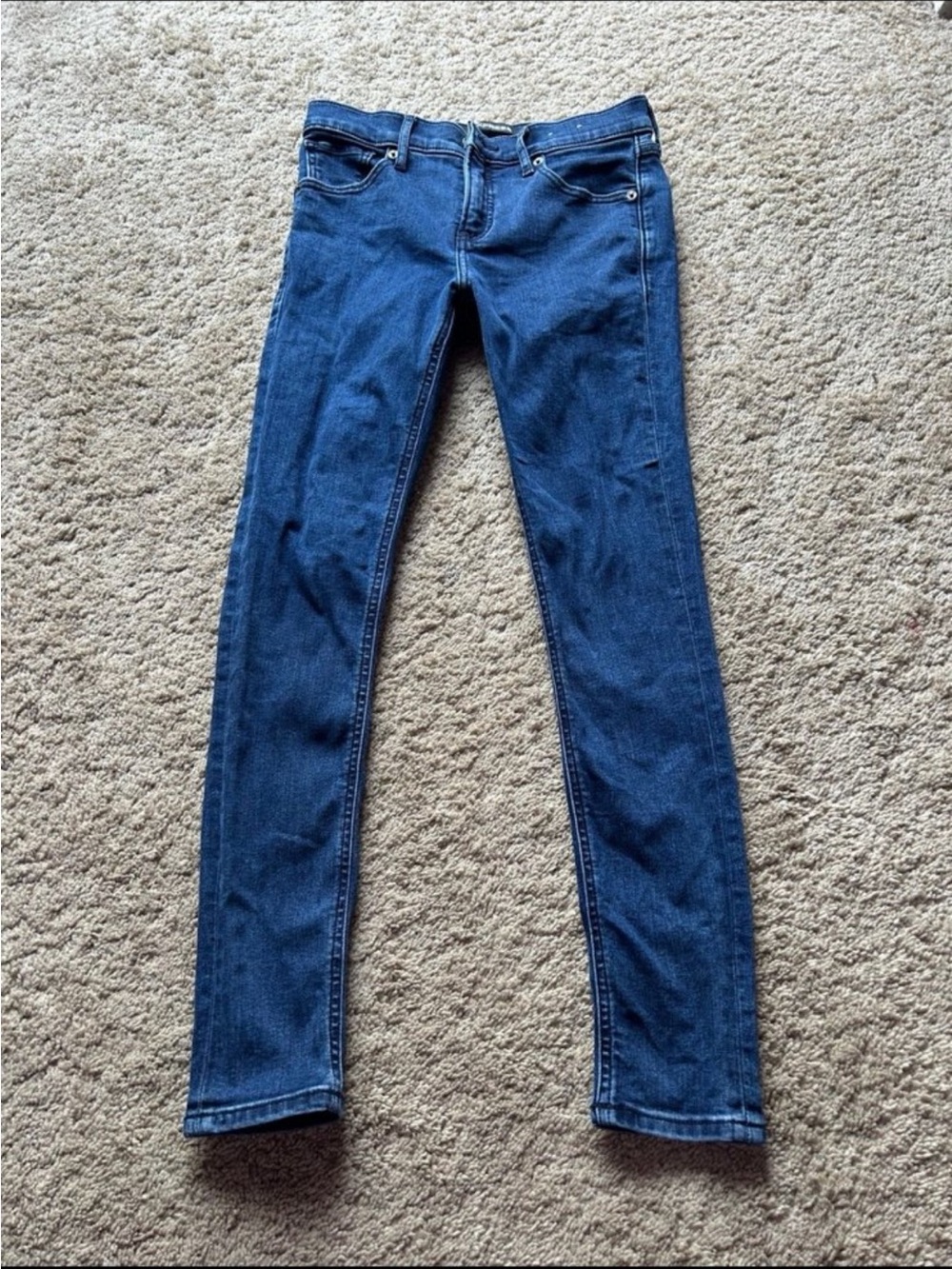 Women’s Dark Wash Skinny Jeans